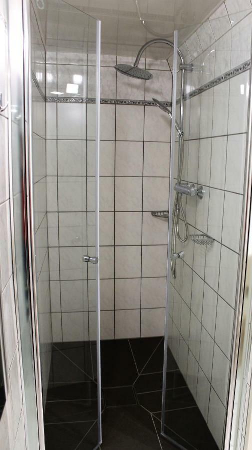 Ferienwohnungen Eifelblick Lutzerath Exteriör bild
